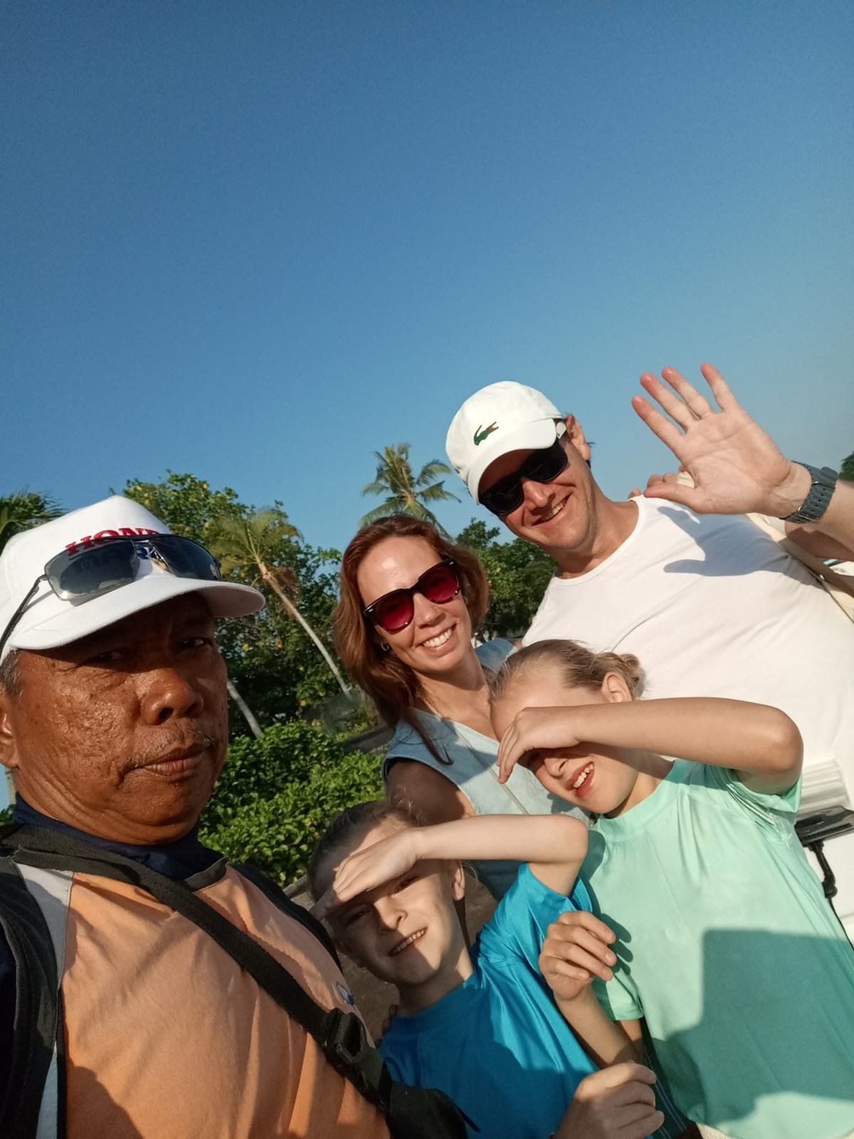Tamu Aqila Lovina Dolphin Tour Bali